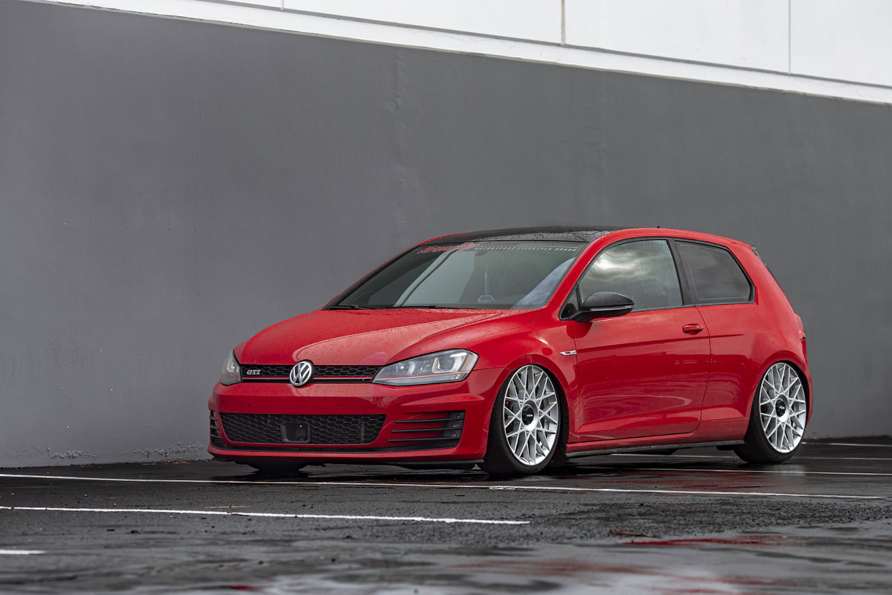2020 Volkswagen Golf - Rotiform BLQ-C - Silver | Wheel Pros